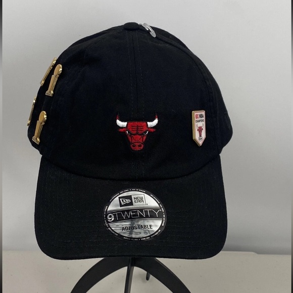 New Era Other - New Era 9Twenty Chicago Bulls Hat 6X NBA Champions Pins Strapback New
